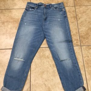 High waisted boyfriend jeans